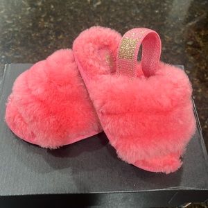 Ugg Fluff Yeah hot pink size 7